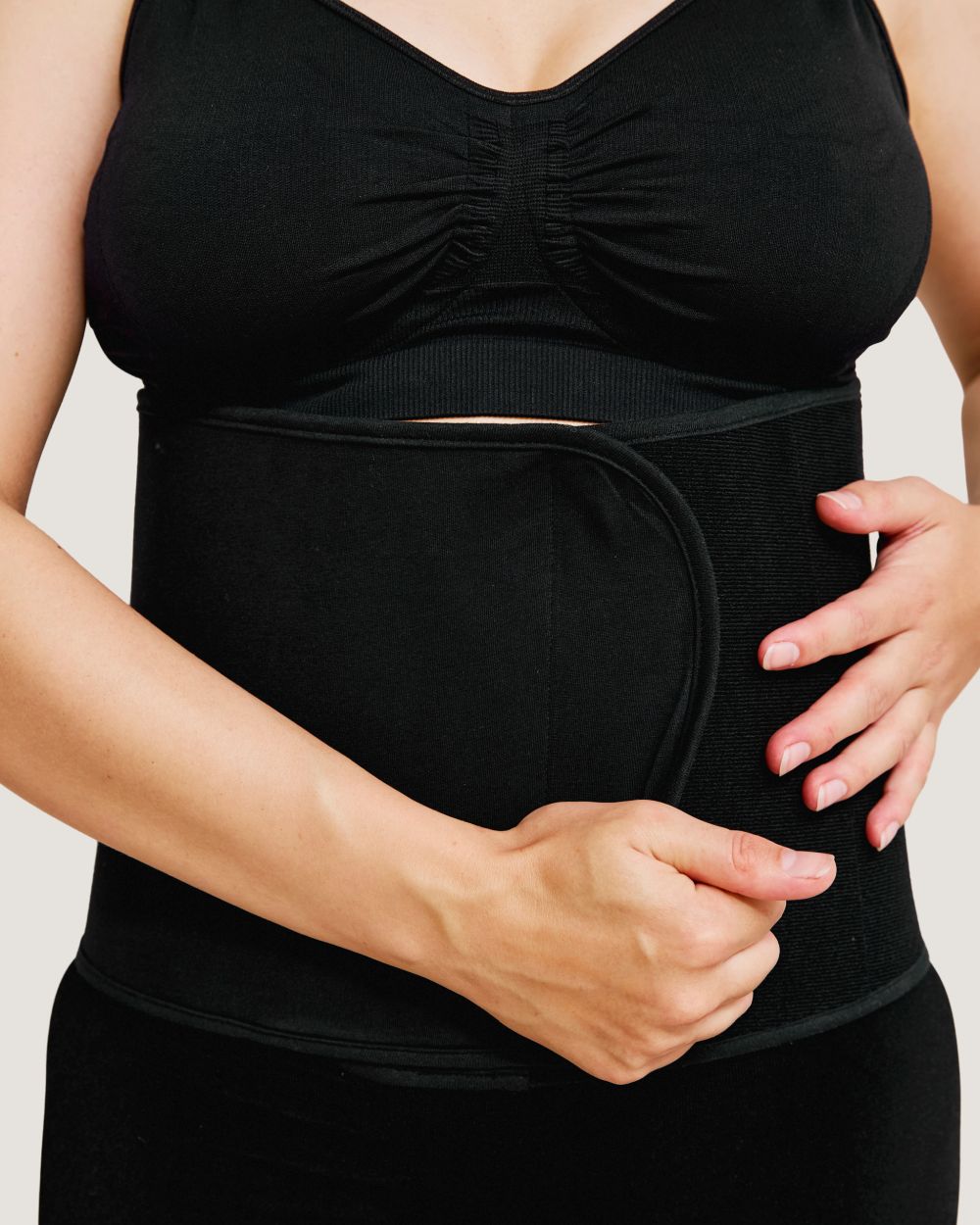 Carriwell Steznik za trbuh od organskog pamuka, na čičak - crni - Slika 2