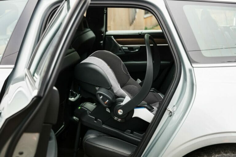 BeSafe iZi Go Modular X2 i-Size (40-75 cm), črna kabina