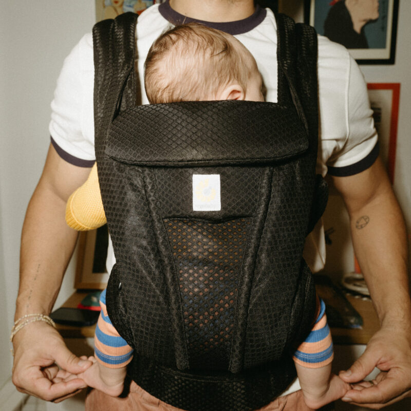 Ergobaby Omni Deluxe Mesh nosiljka - Onyx Black - Image 6