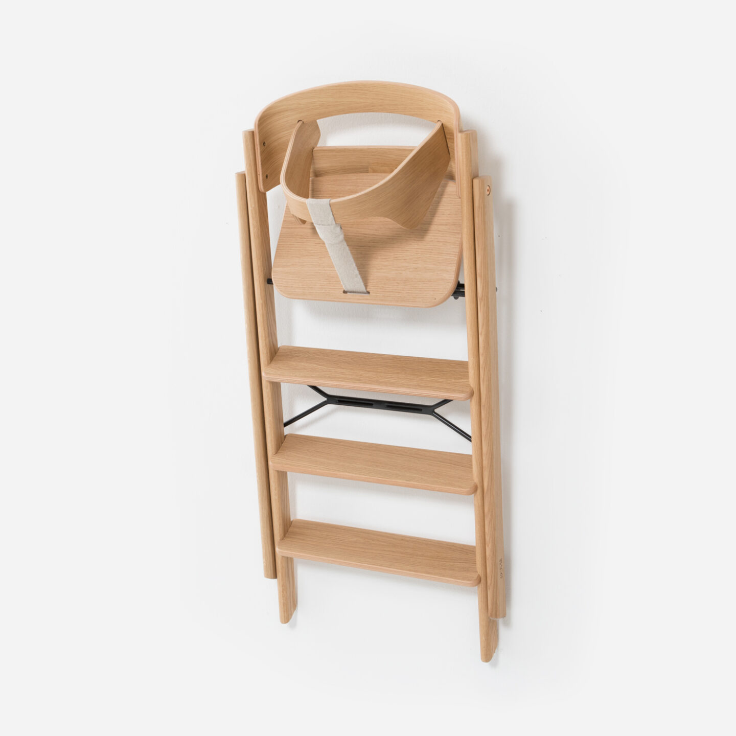 KAOS Klapp Stenski kavelj za lesen in recikliran stol Natural Oak