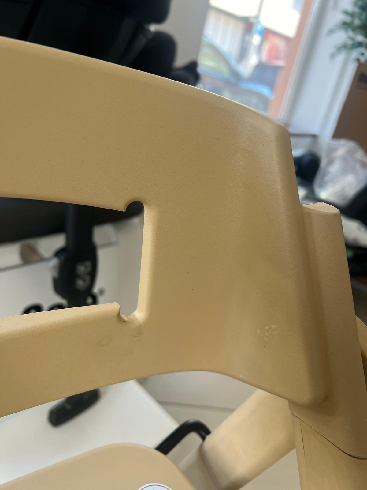 SNIŽENO: KAOS Klapp Dječja stolica, reciklirana plastika, Desert Sand - GREŠKA U BOJI i oštećena ambalaža – Image 10