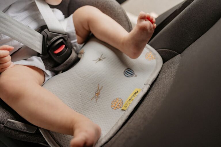 AeroMoov Zračna Podloga za autosjedalicu grupa 1, Air Traffic