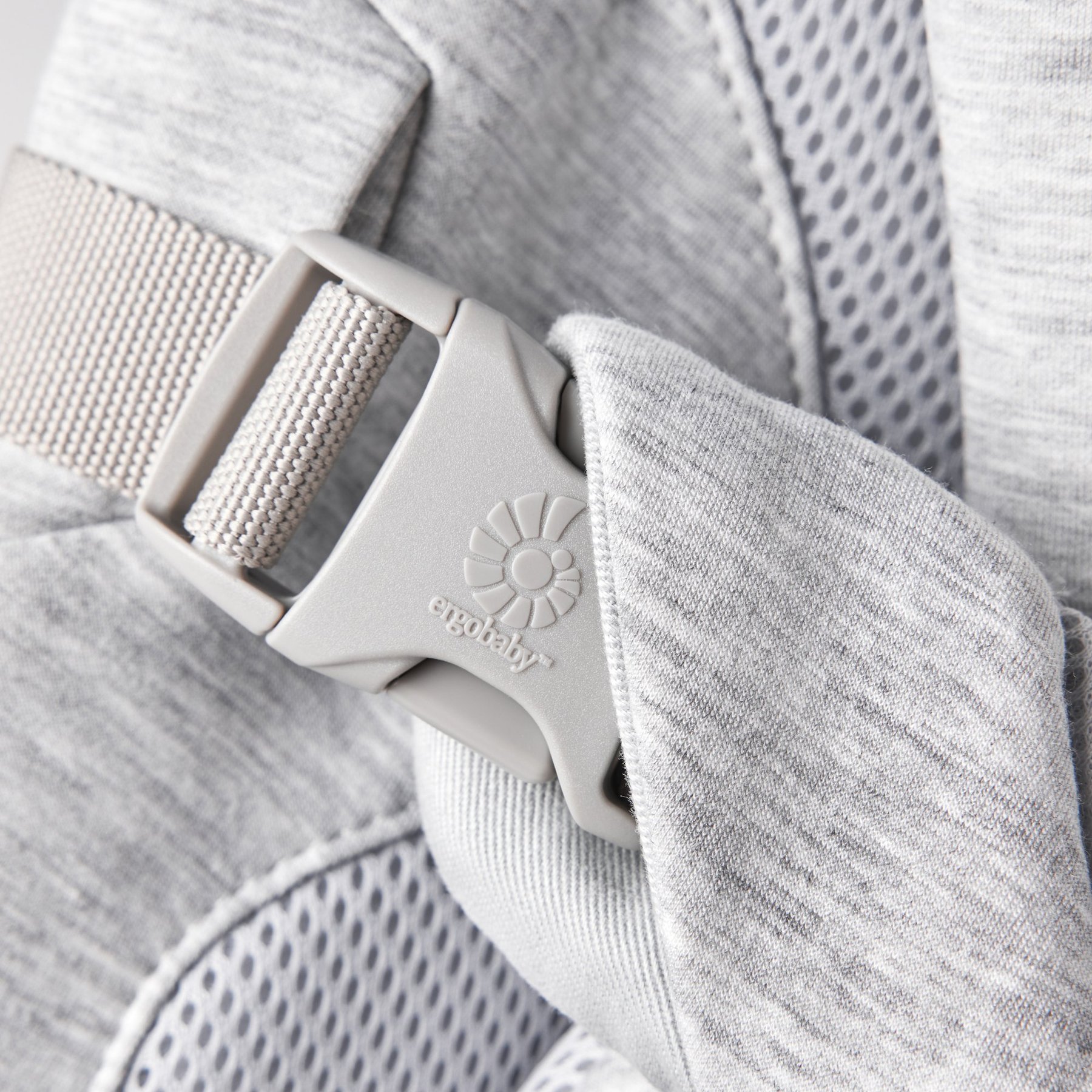 Ergobaby Evolve ležaljka 3u1 – Light Grey - Slika 10