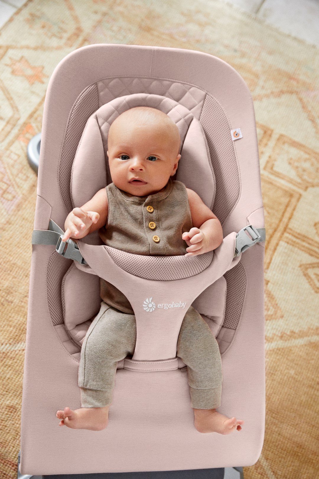 Ergobaby Evolve 3-in-1 Bouncer – Blush Pink - Image 10